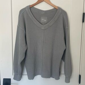 Aerie Soft Gray Knit Pullover Top